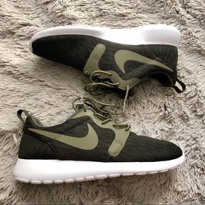 NIKE Roshe One KJCRD Brand New!!!